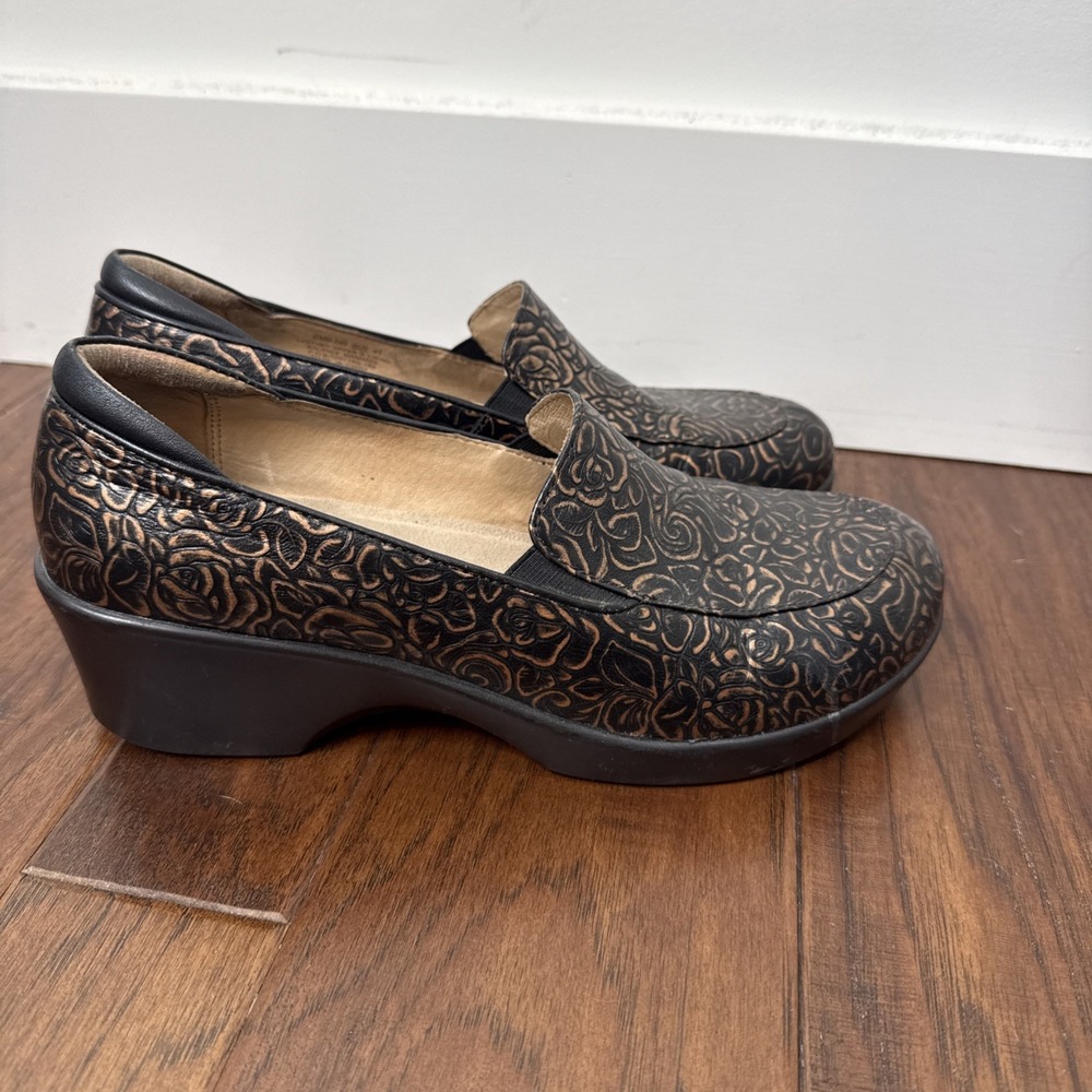 ALEGRIA Emma Leather Clogs Mule Embossed Floral Slip On Comfort Nursing Women 41